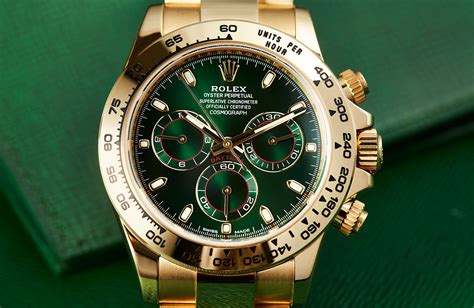 rolex daytona green dial yellow gold|rolex daytona 116508 price.